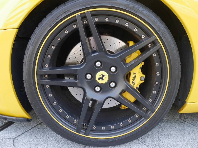 フェラーリ 599 GTB フィオラノ NOVITECカーボンエアロ 中古車