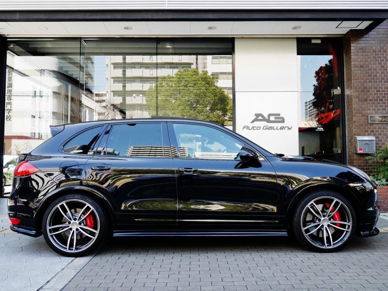 ポルシェ カイエン TURBO 7PDK フェアリーデザインフルエアロ