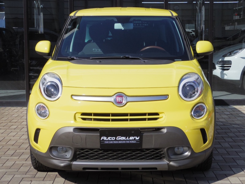 フィアット 500l トレッキング 1 4lマルチエアターボ 左ハンドル 正規ディーラー未導入車 ５ドア 走行証明書付 中古車 情報 オートギャラリー東京