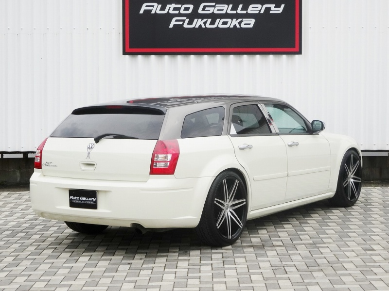 ダッジ マグナム SRT8 (プラモデル) - ホビーサーチ カーモデル