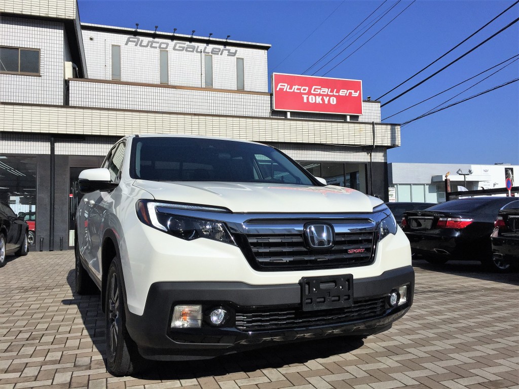 新型hondaリッジラインでcarplay 東京 神奈川 福岡 輸入車専門店