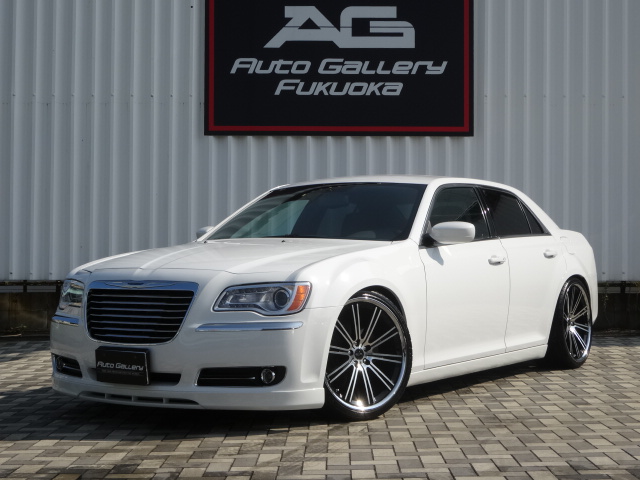 ☆2013 Chrysler 300 新車並行☆