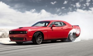 2015-dodge-challenger-srt-hellcat-707-horsepower