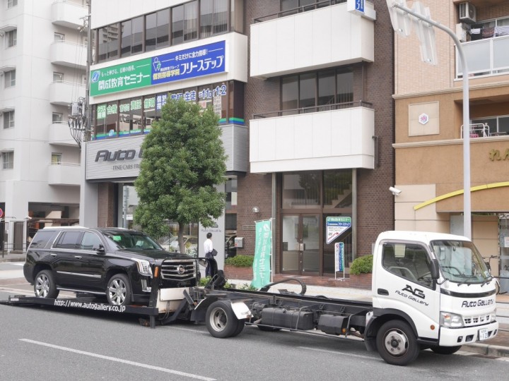 ☆待望のエスカレード！遂に大阪到着！☆