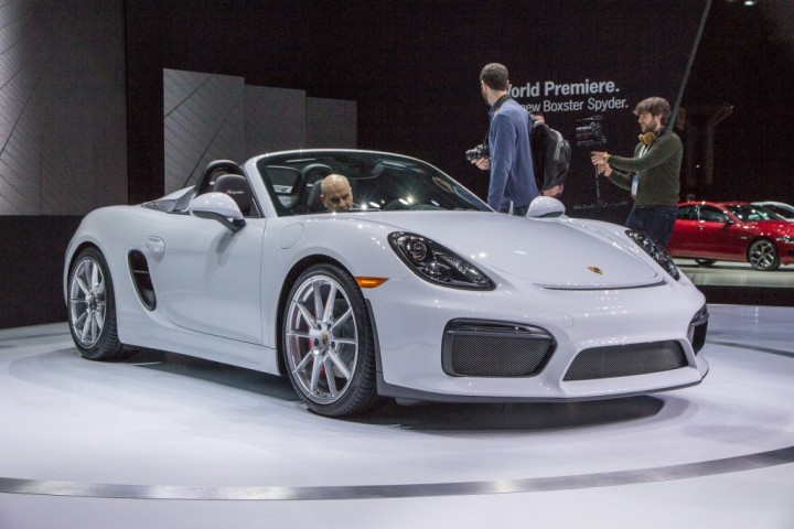 2016-porsche-boxster-spyder-2015-new-york-auto-show_100506933_l