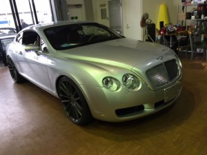 2006′ BENTLEY ContinentalGT　ポップアップナビ埋め込み