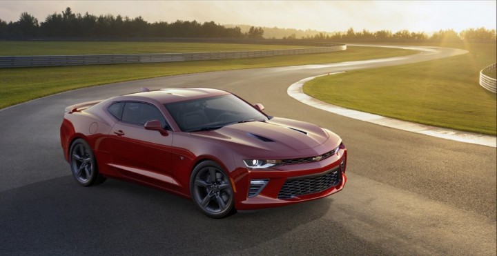 2016-chevrolet-camaro-ss-01