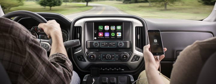 2016-chevrolet-silverado-1500-reveal-mo-technology-980x380-04